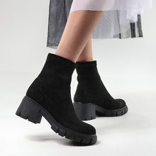 Load image into Gallery viewer, Womens Round Headed Martin Boots Smoke Pipe
